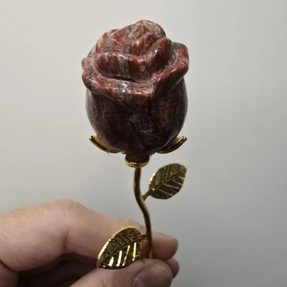 Red Sesame Stone Crystal Rose - Picture 9 of 13